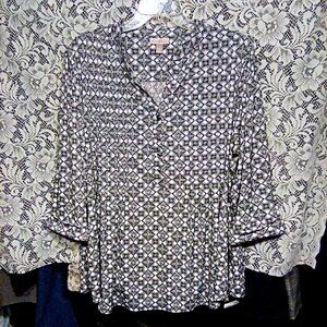 ROZ & ALI Black & White Geo Floral Print Blouse with 3/4 sleeves-Size: 2XL